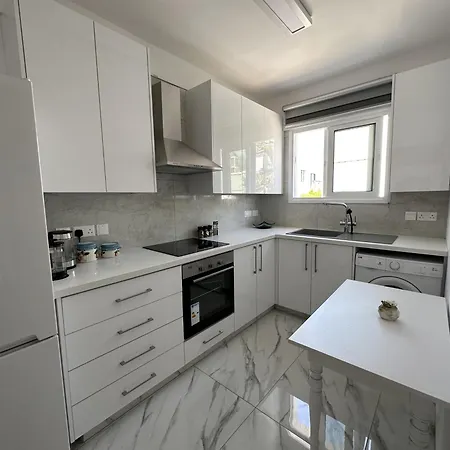 Διαμέρισμα Modern Seaside Retreat Near Nissi Αγία Νάπα